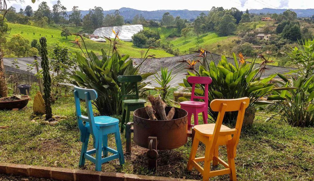 Outdoor fire pit overlooking the mountains of Rionegro