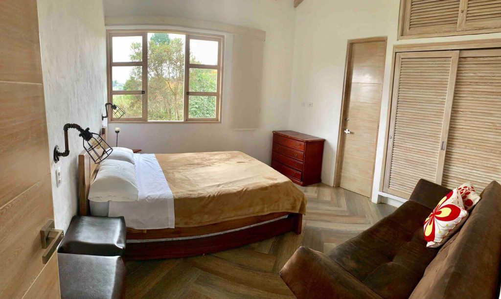 Bedroom #1: one double bed at the finca in Rionegro